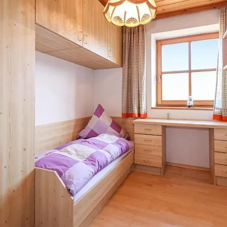 In Ruhiger Lage Ferienhaus *